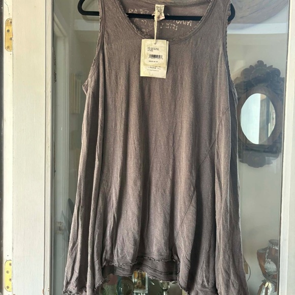 NWT Magnolia Pearl Paz Tank in Ozzy - Picture 4 of 5